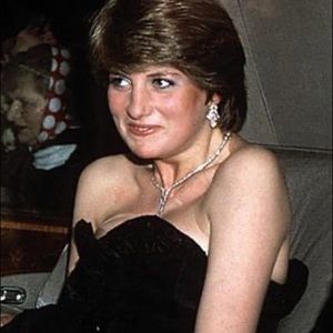 Meet your Posher, Laynie kaye